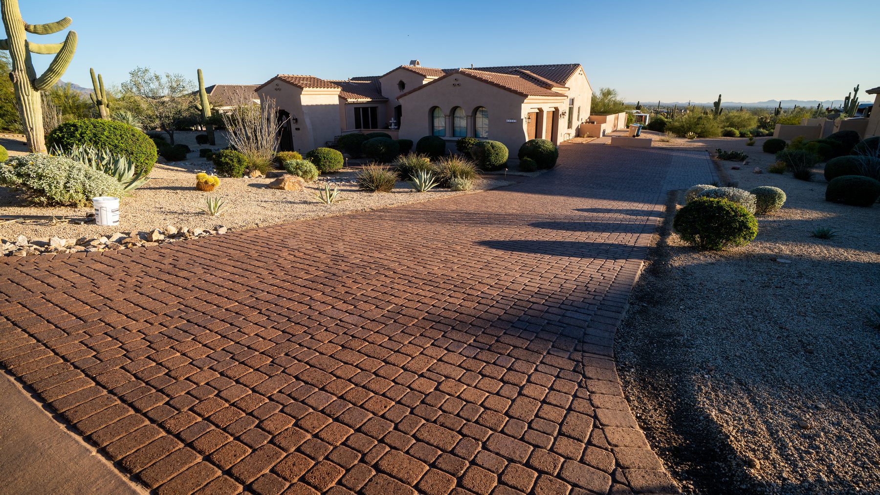 Sealed paver driveway, East Valley premium home